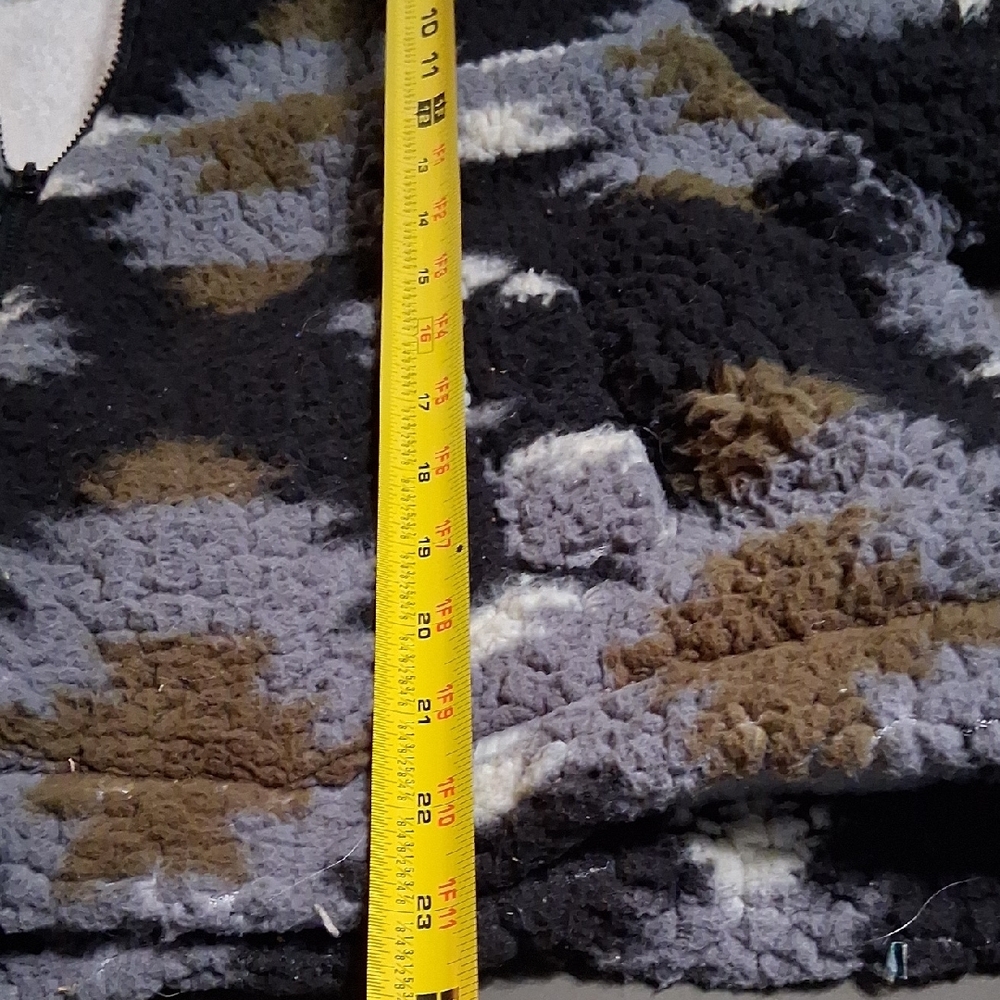 C&C California Multicolor Patterned Teddy Jacket - Picture 5 of 8
